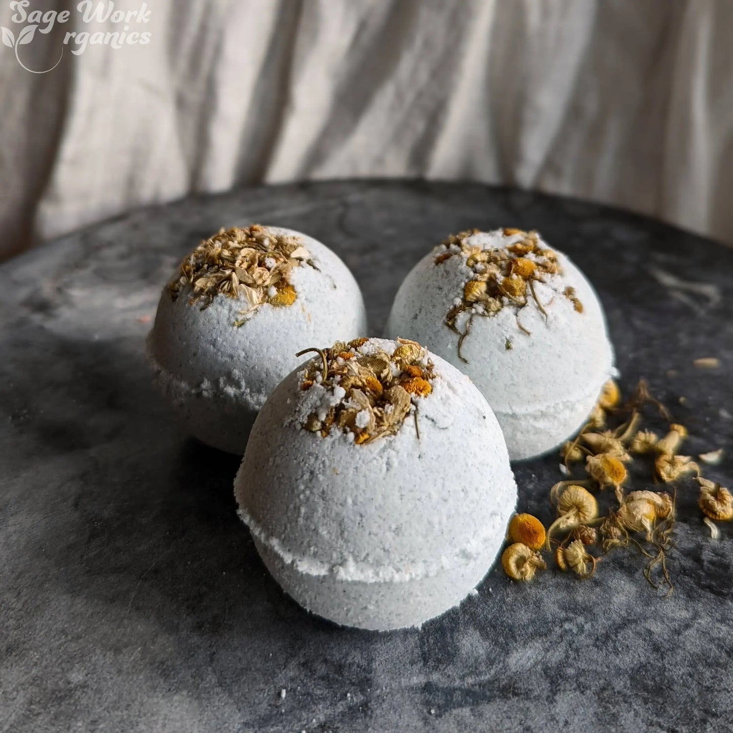 Refresh : Bath Bomb Gnat and Bee