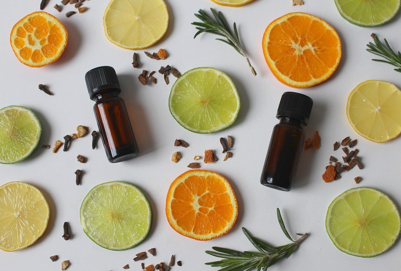 Therapeutic Essential Oils with Essential Oils